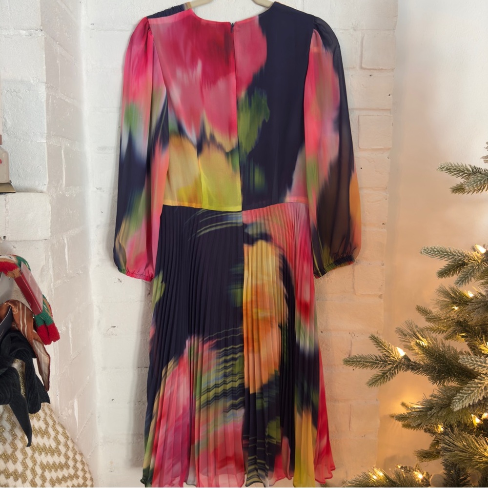 🌈 Maggy London Watercolor Pleated Midi Dress – Size 8 - Picture 7 of 8